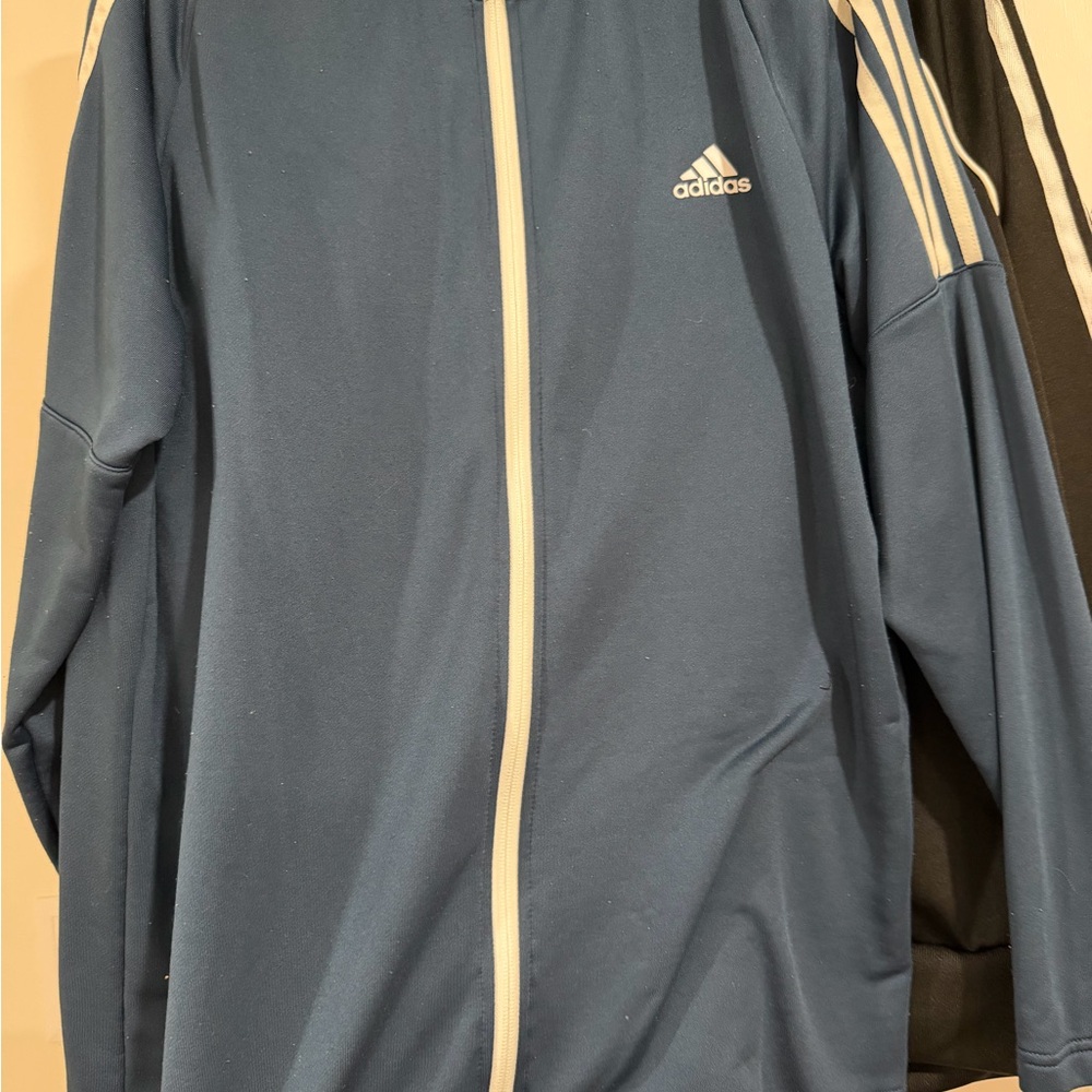 2 Adidas Men Track/Golf Jackets - Picture 2 of 3
